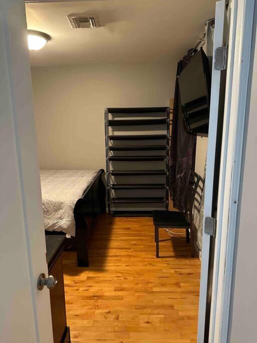 The Hidden Gem Apartment Newark Bagian luar foto